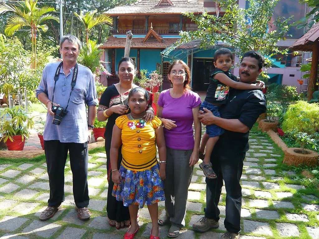 Southcanal Holidays Hotel Alappuzha India