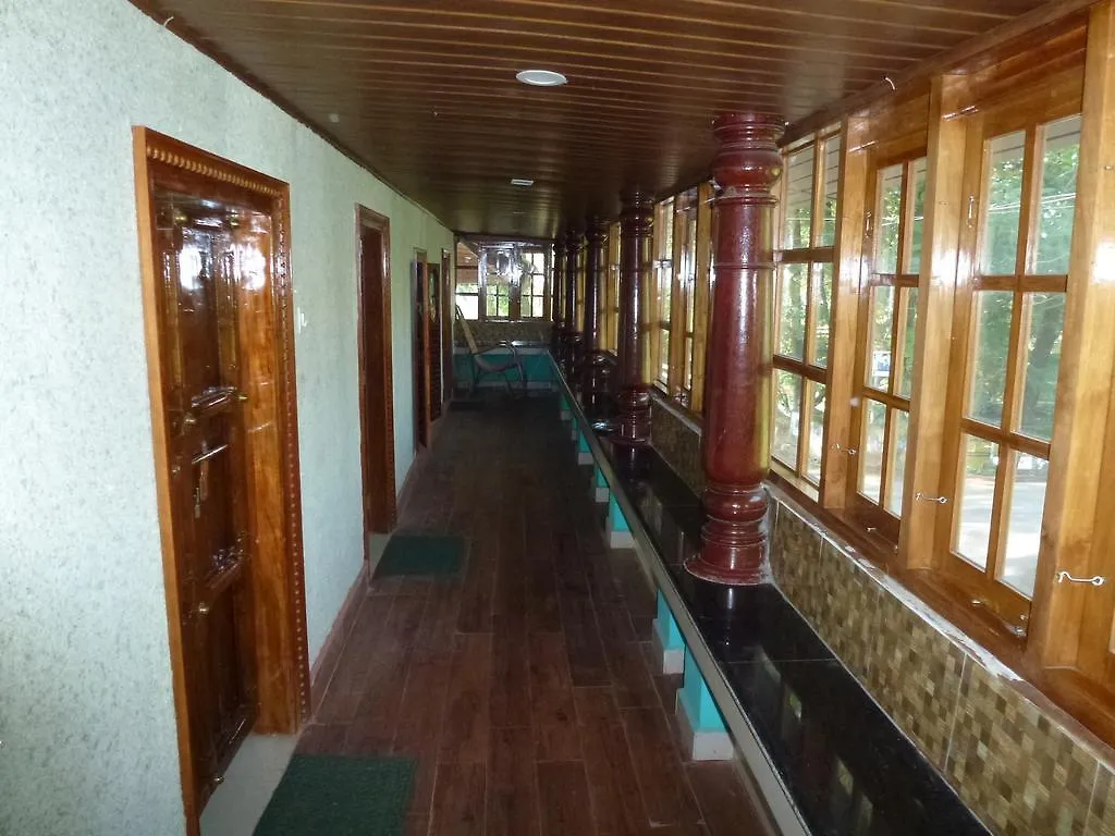 Southcanal Holidays Hotel Alappuzha Guest house