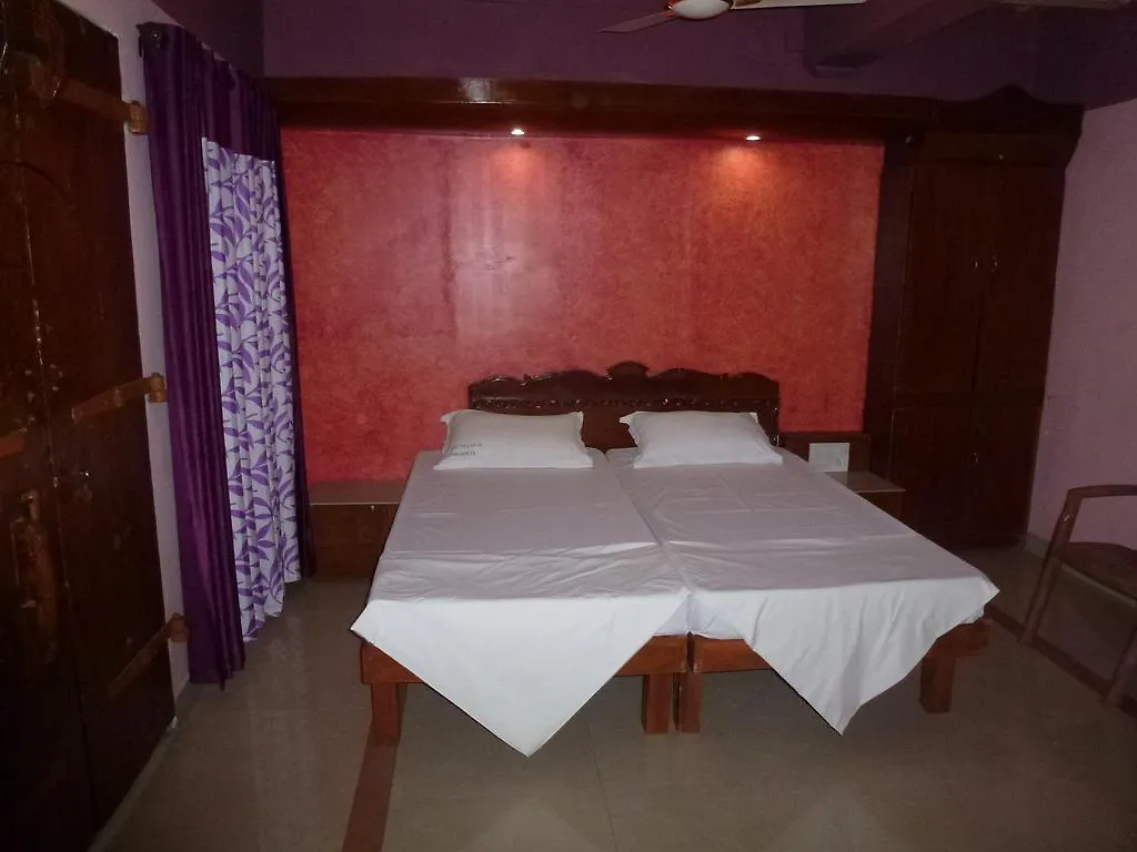 Southcanal Holidays Hotel Alappuzha India